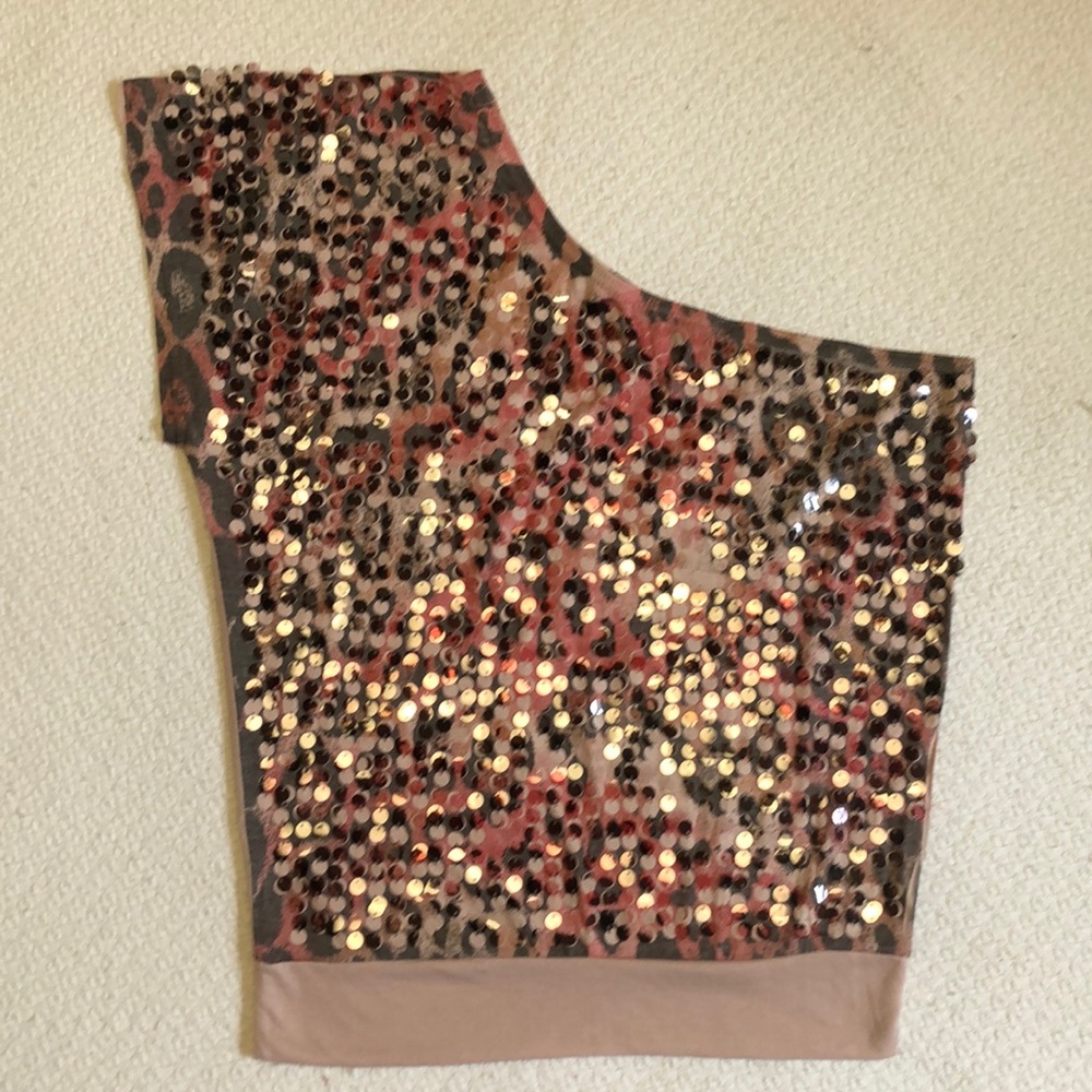 Almost Famous one shoulder sequin top.